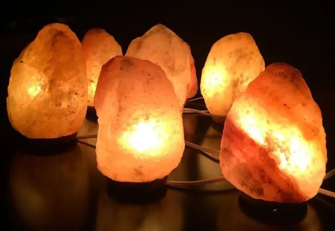 Himalayan salt lamps