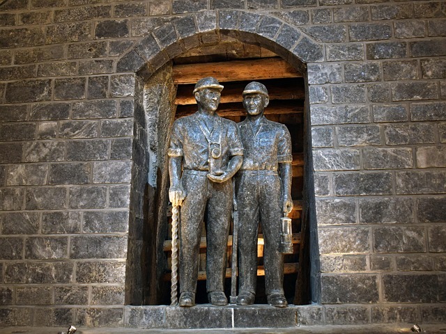 Salt culpture of Miners